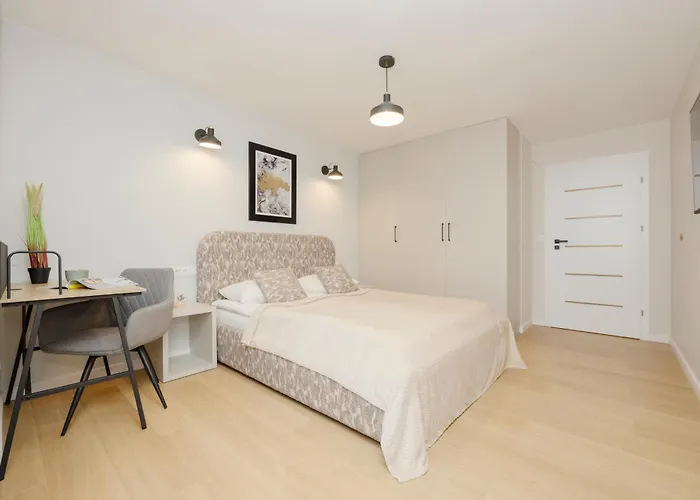 Comfortable Apartment Warsaw Wola & Balcony By Noclegi Renters