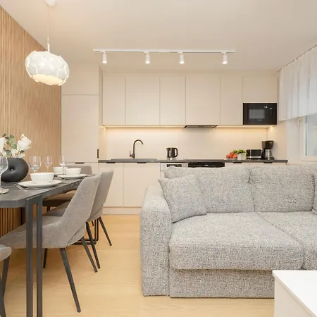 Comfortable Apartment Warsaw Wola & Balcony By Noclegi Renters Eksteriør bilde